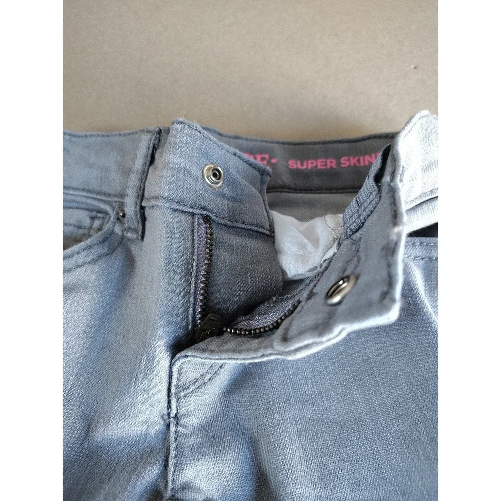Girls Childrens Place Super‎ Skinny Jeans Size 5 Slim Adjustable Waist Gray Zip
